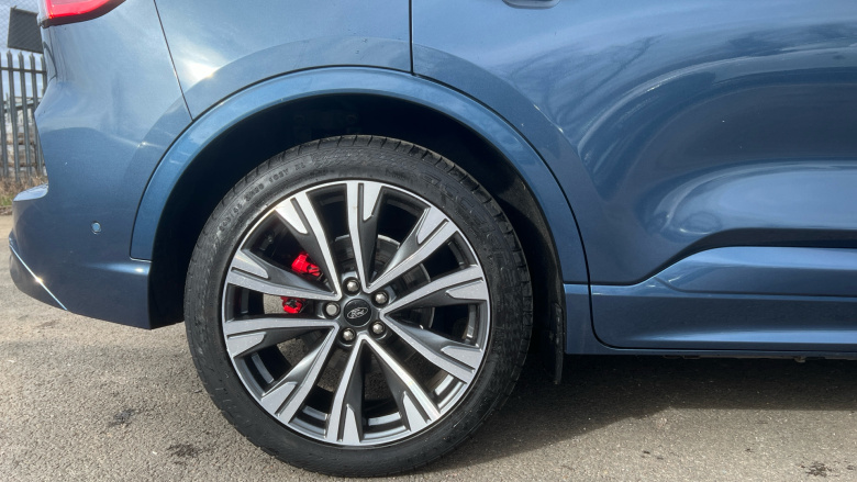 Ford Kuga 2.5 PHEV ST-Line X 5dr CVT Estate